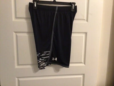 Under Armour Boy's Stunt 3.0 Printed Shorts NWT 1361804 YXS - Image 1 of 4
