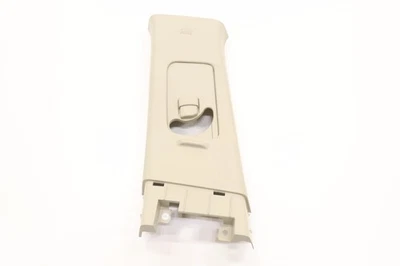 2014-2020 MITSUBISHI OUTLANDER ЛЕВАЯ СТОЙКА ВЕРХНЯЯ КРЫШКА OEM 7211A323 TRIM_22J - Изображение 1 из 4