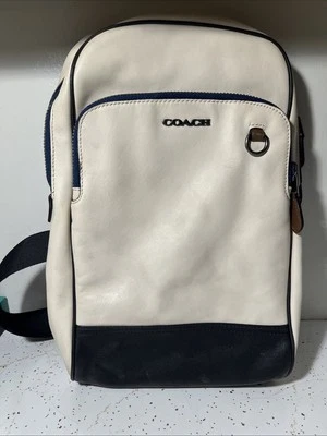 COACH leather backpack N:M1922-233 White/Black Rare Model - Image 1 of 4