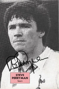TOTTENHAM & ENGLAND: STEVE PERRYMAN SIGNED 10.5x7 BOOK/ANNUAL PICTURE+COA - Picture 1 of 1
