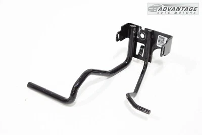 2017-2019 VOLKSWAGEN GOLF ALLTRACK ACCELERATOR PEDAL UPPER SUPPORT BRACKET OEM - Image 1 of 4