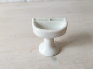 Maison de poupée maison de poupée lavabo porcelaine vers 1920 - Photo 1/8