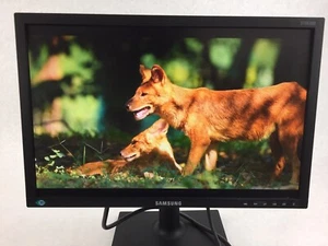 Samsung 19" SE450 Series LED Monitor S19E450BW 1440 x 900 pixels C Grade - Picture 1 of 10
