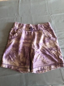 Circo LARGE 10/12 Girls Purple Shorts - Picture 1 of 3