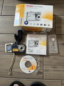 Kodak Easyshare Zoom Digital Blue Camera 7.0 MP M753 Boxed No Charger Extra Bits - Picture 1 of 15