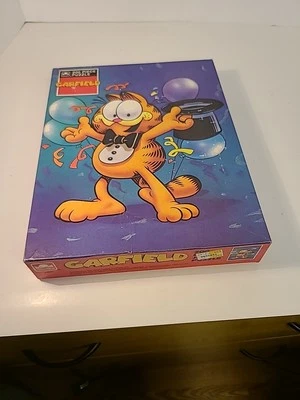 Garfield Cat 200 Piece Jigsaw Puzzle Golden 4860 Complete 1978 Top Hat Balloons - Image 1 of 4