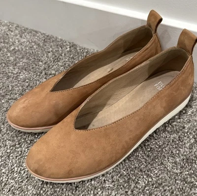 Eileen Fisher Humor Nubuck Gamuza Sin Cordones Plano Cómodo Camel Marrón Talla 7 Foto 1 de 4