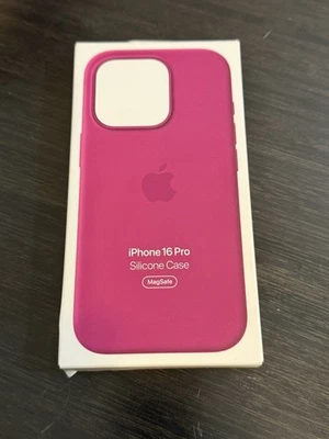 Funda Silicona Apple con MagSafe para iPhone 16 Pro Fucsia Foto 1 de 4