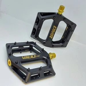 DMR Pedals Vault [mg] SL  Mountain bike MTB AM Enduro Downhill DH    Black/Gold - Picture 1 of 11