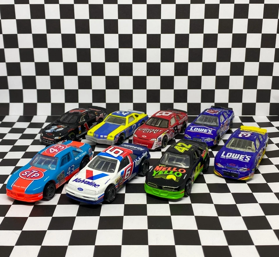 *LOOSE* NASCAR 1/64 Classic Era Diecast Petty,Johnson,Earnhardt,Martin,Etc - Image 1 of 1
