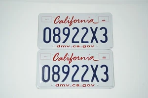 Set Targa California di (2) Carattere Rossetto Pulito! Spedizione Veloce + Gratuita! - Foto 1 di 5