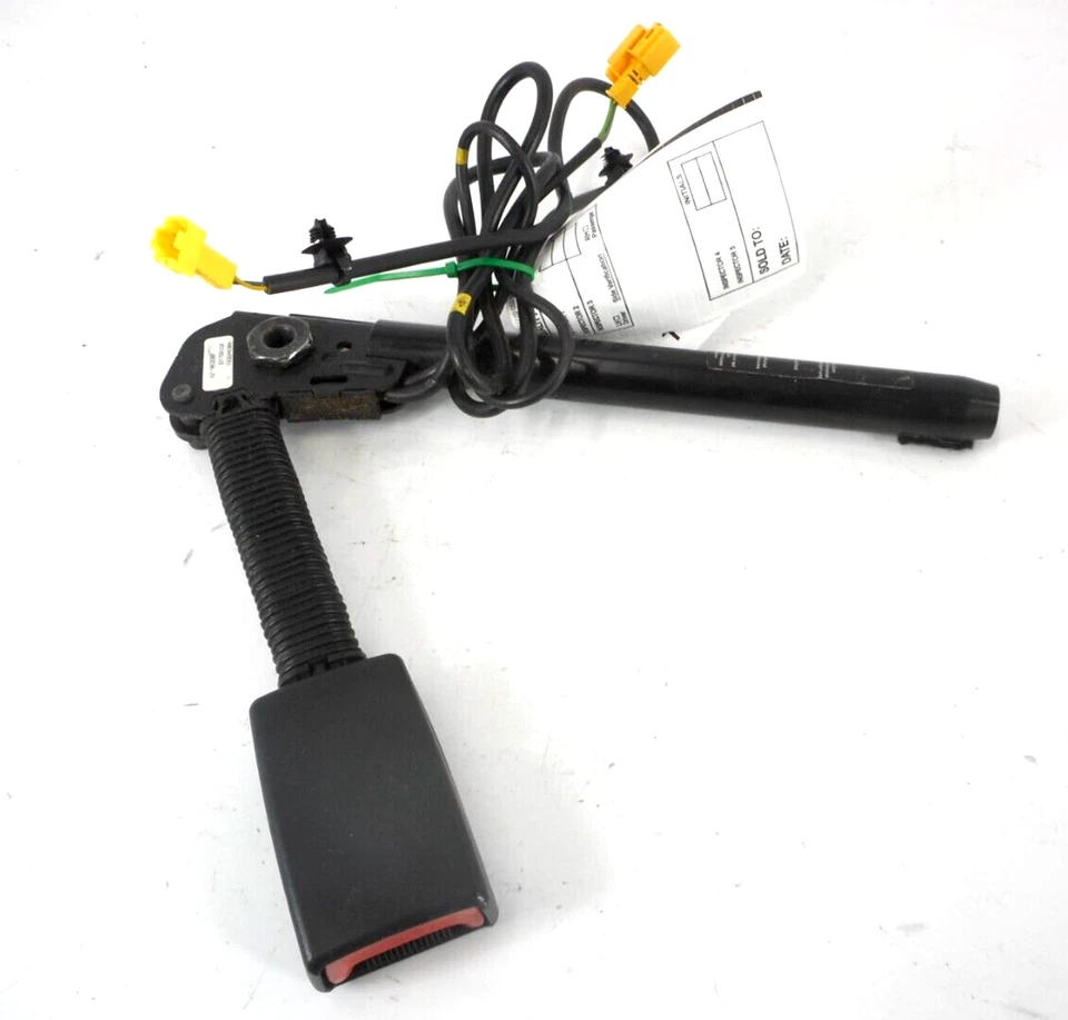 Mercedes-Benz E350 Front Seatbelt Buckle Receiver Passenger Right OEM 2007-2009 — 第 1/1 张图片