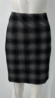 Falda lápiz corta Wolford negra/blanca estampada a cuadros talla 6 Foto 1 de 4