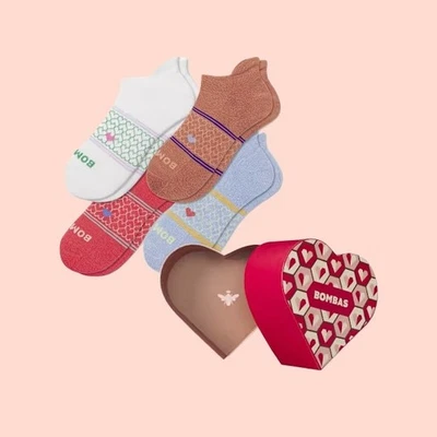 Новый Bombas женщин сердца лодыжки носок 4-Pack подарочная коробка - размер маленький - Изображение 1 из 4
