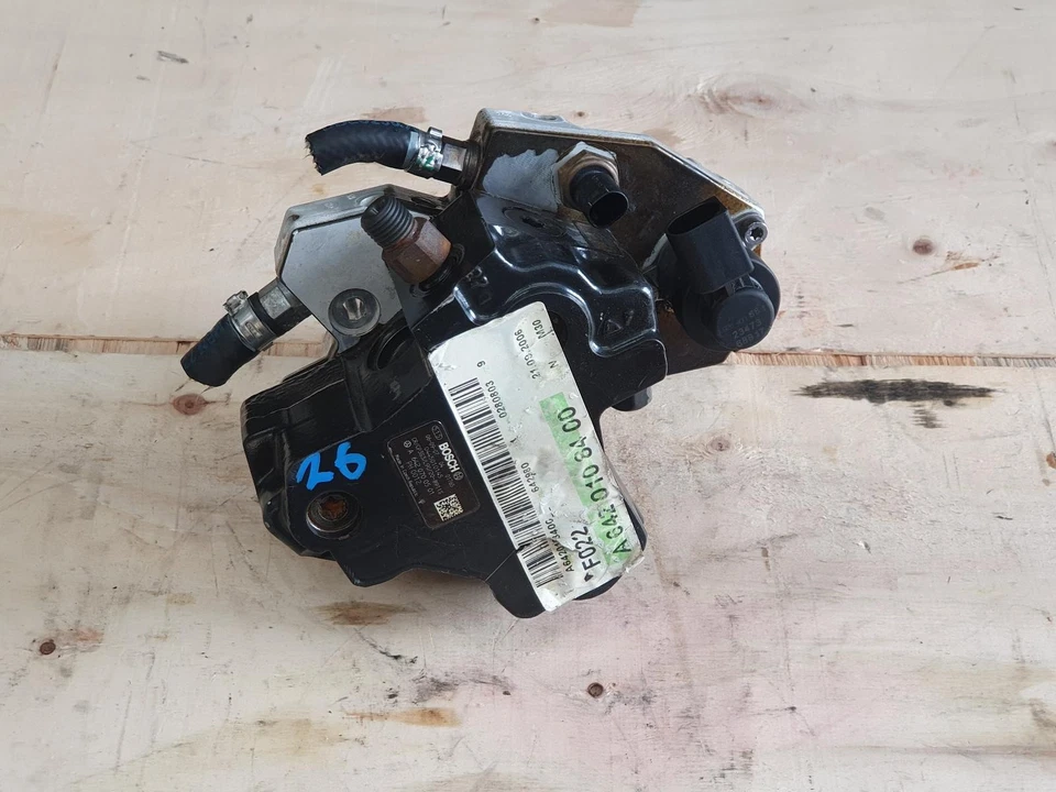 JEEP COMMANDER INJECTOR PUMP 05/06-03/10 , 6420700501 - image 1 of 4