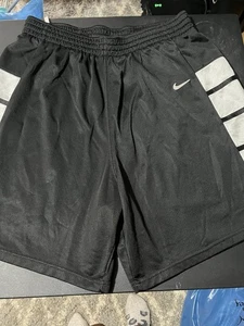Vintage Nike Herren Basketball Shorts Gr. XL schwarz weiß - Bild 1 von 7
