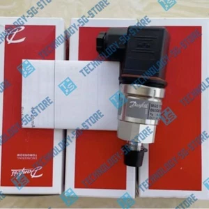 1PCS New DANFOSS 060G7627 Pressure Transmitter - Picture 1 of 2