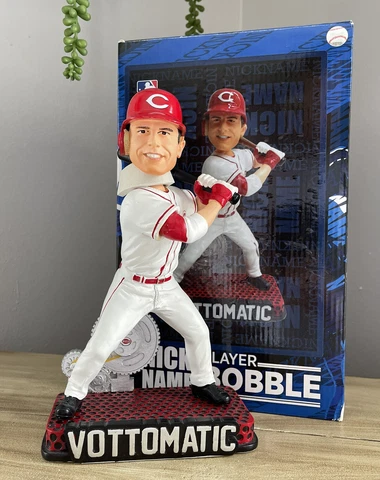 JOEY VOTTO Cincinnati Reds Legend VOTTOMATIC NickName 10” Bobblehead #/214 NIB! Cover