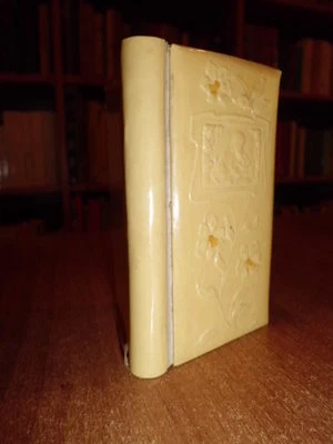 (Religione) PERLAS CELESTES. Primera guia de la Juventad el los ejercicios..1910 - Immagine 1 di 4