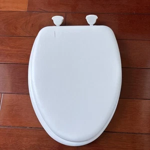 1815ec 000 Padded Toilet Seat That Will Never Loosen (SMALL RIP IN TOP LID) - Picture 1 of 5