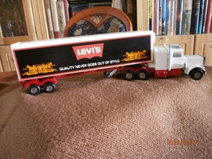 Matchbox Super Kings Peterbilt Truck Levi's 1978 Top - Imagen 1 de 24