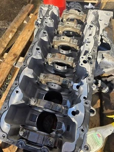 BMW N57D30A Bare Engine Block 3 Series X5 F15 X6 3.0D N57 7823013 N57D30O1 2016 - Picture 1 of 20