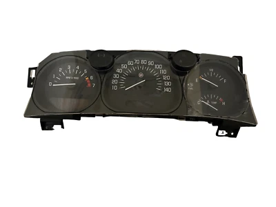 Medidores de painel de instrumentos velocímetro 00 01 Buick LeSabre 130.293 milhas RECONSTRUÍDO - Imagem 1 de 3