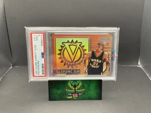 1997 Score Board Varsity Club Tim Duncan #VC1 Basketball Rookies PSA 9 - Picture 1 of 2
