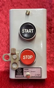 GE Standard Duty Push-Button Station START/STOP 2 Button w/ Lockout - Picture 1 of 8