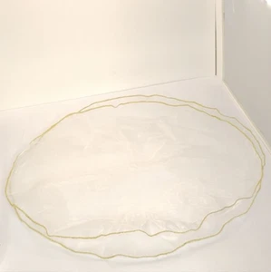 Gold Trimmed Oval Satin Shimmering Placemats Lot Of 3 Wedding Decoration - Picture 1 of 10