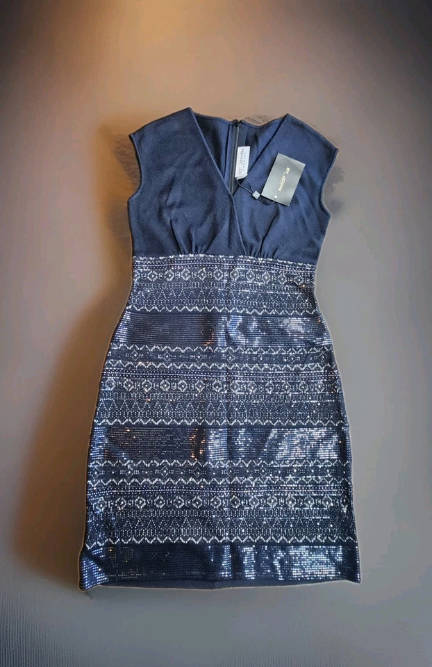 Vestido de noche ST JOHN NUEVO CON ETIQUETAS para mujer tejido negro/studs brillante talla 4 precio de venta sugerido por el fabricante $1395 Foto 1 de 4