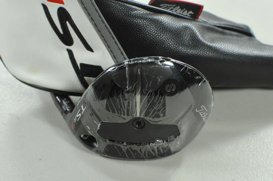 Titleist TSR3 15* Fairway Wood Stiff Flex Right HZRDUS 6.0 70g Graphite # 207119