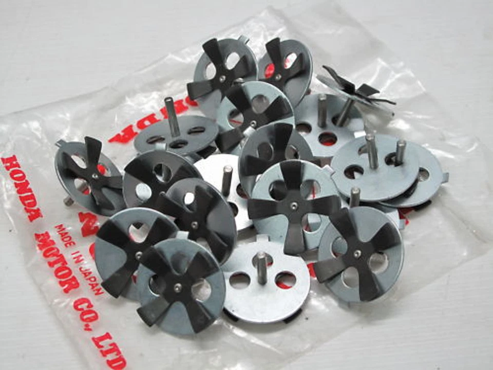 本田 C92 C95 CA92 CA95 CA160 CB92 CB95 板 Petcock NOS 正品 16954-250-000 — 第 1/1 张图片