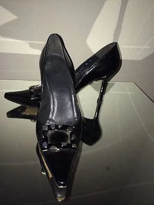 Stuart Weitzman Black Patent Leather Polka Dot Buckle Pointed Toe Heels Size 8 - Picture 1 of 9