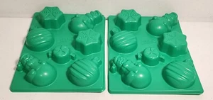 2 Stück Jello 2022 Weihnachtsformen Happy Holidays Jigglers - Bild 1 von 4