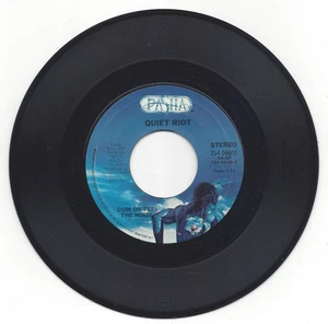 QUIET RIOT, "CUM ON FEEL THE NOIZE" - Picture 1 of 2