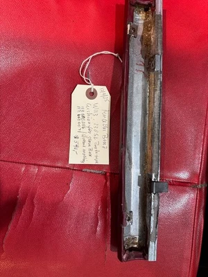 Guantera salpicadero Mercedes Benz W113 se adapta a W113 230SL Foto 1 de 4