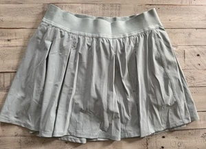 Lululemon Tennis Time Skirt ~SIZE 8 Light Green/Gray Cute!! - Picture 1 of 7
