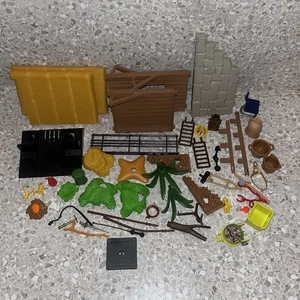 Playmobil Konvolut verschiedene Bldg Teile Rennen Pflanzen Werkzeuge Krücke Feuer Fächer Hufeisen Seil - Bild 1 von 5