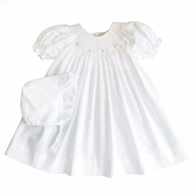 NWT Petit Ami White Bishop Smocked Baby Girls Dress Daygown Bonnet 6 Months 6M - Image 1 of 3