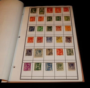 Vintage Stamp Book, 972 NETHERLANDS POSTAL ISSUES, 30 Pages, Mounted - Picture 1 of 9