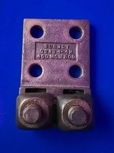 Burndy QIKLUG Q2A34-4N 4-Loch Pad Lug 400-500 kcmil 2-Leiter für 1/2" Nieten - Bild 1 von 1
