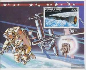 Yibuti Bloque 132a nuevo con goma original 1986 tripulados espacio - Imagen 1 de 1