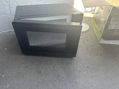 Horno microondas encimera BLACK+DECKER 110V - negro (EM031MFO-X2) Foto 1 de 3