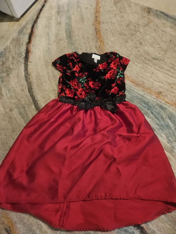 The Childrens Place 女孩连衣裙,尺寸 12 in Great condition 3026462 黑色/红色 — 第 1/2 张图片