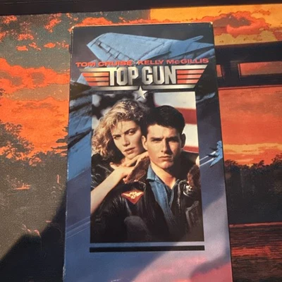 Top Gun VHS 1987 Paramount  TESTED - Image 1 of 2