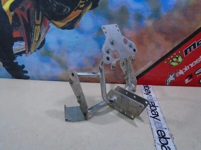 2004 KTM ADVENTURE 950 SUPORTE DE CLUSTER 04 ADVENTURE950 LC8  - Imagem 1 de 4