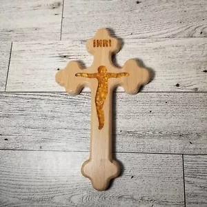 Holzkreuz mit strukturierter Kieseleinlage dekorative Wandhängung 6 Zoll - Bild 1 von 3