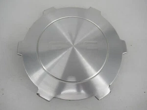 Center Cap GMC Yukon Sierra 6 Spoke OEM 17" Wheel 9594521 5193 04 05 06 07 - Picture 1 of 4