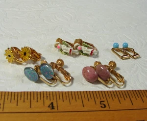 Vintage kleine Clip-On OHRRINGE SET x5: Sonnenblume, Engel, Faux Türkis/Opal F87 - Bild 1 von 8